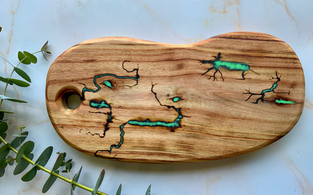 #LBC20 Camphor Laurel Lightning Chopping Board
